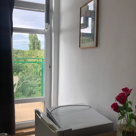 酒店 Sunny Varshava 3*