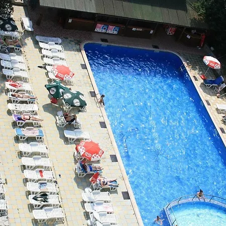 Sunny Varshava Goldstrand