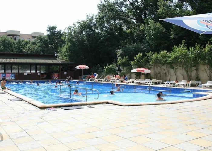 Hotel Sunny Varshava 3*